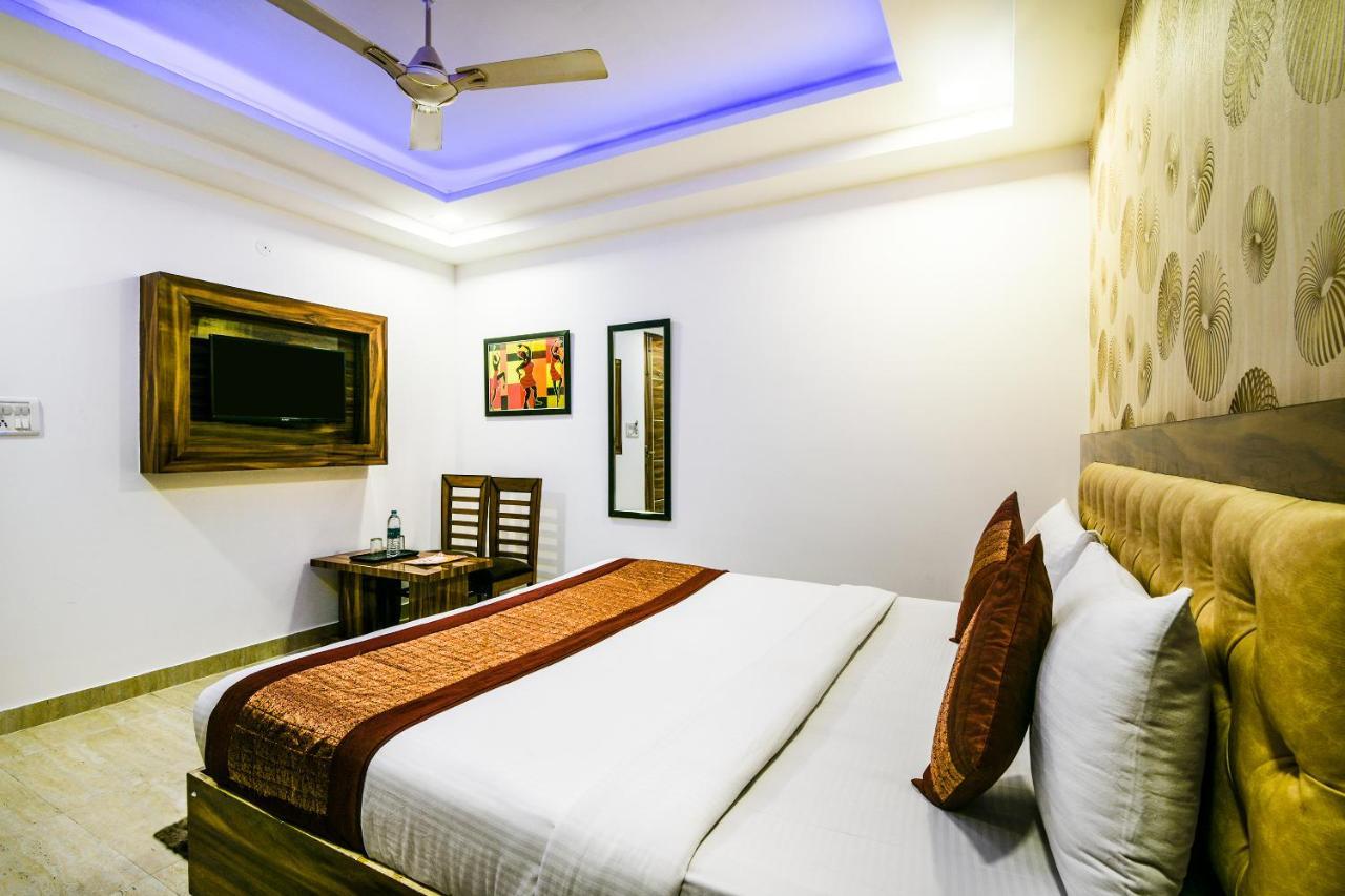 Hotel Pearl - Mahipalpur Delhi Airport New Delhi Exterior photo