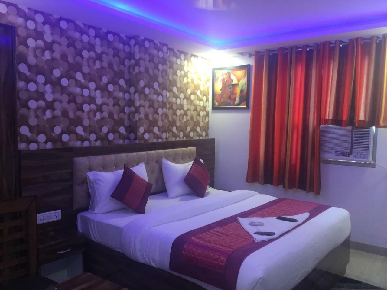 Hotel Pearl - Mahipalpur Delhi Airport New Delhi Exterior photo